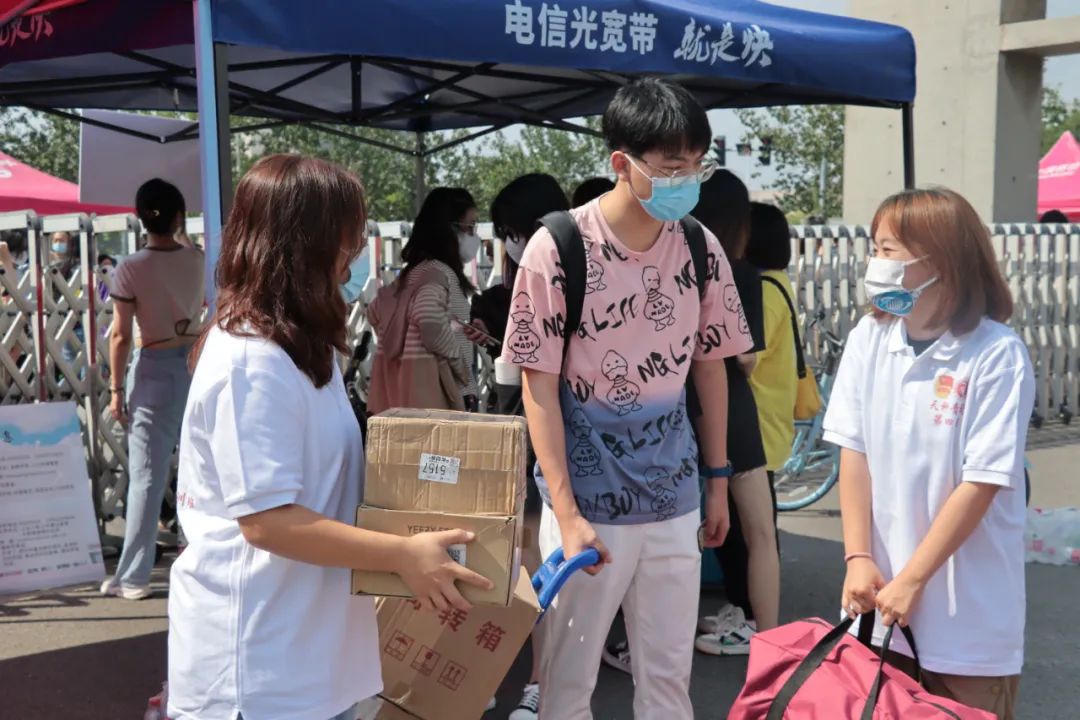 6114f2c720d643c8a3088aa6bd352676.jpg 6114f2c720d643c8a3088aa6bd352676.jpg