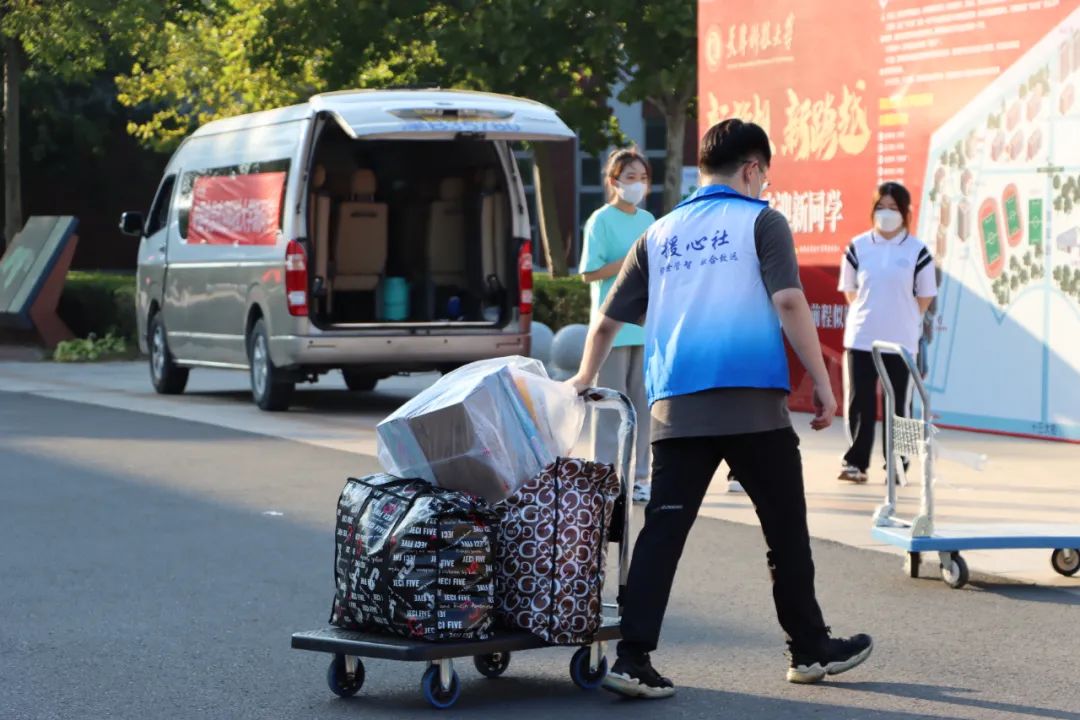 adc9830d272e43b88f2291b131370e28.jpg adc9830d272e43b88f2291b131370e28.jpg