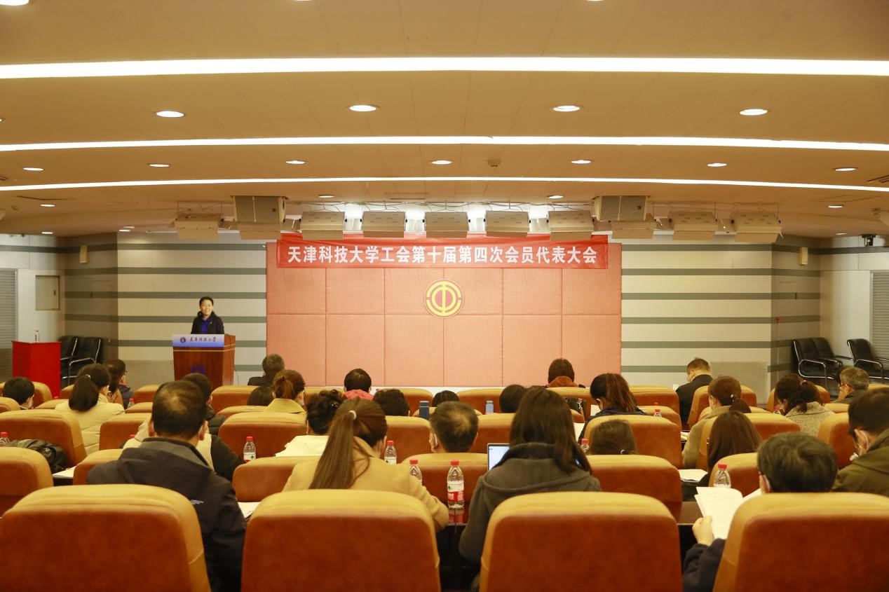 70b2ffd3b2224b83a6a27ab01b220b49.jpg 70b2ffd3b2224b83a6a27ab01b220b49.jpg