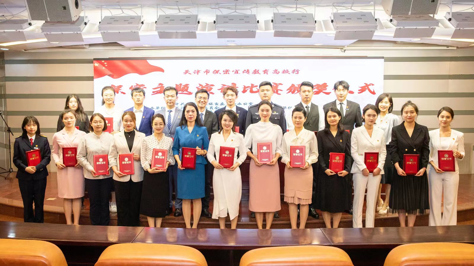 53a0bb16fd094362828ea7d1efce6ec1.jpg 53a0bb16fd094362828ea7d1efce6ec1.jpg