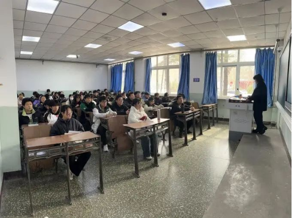 b739ae06397e4332995e90172e8e9364.png b739ae06397e4332995e90172e8e9364.png