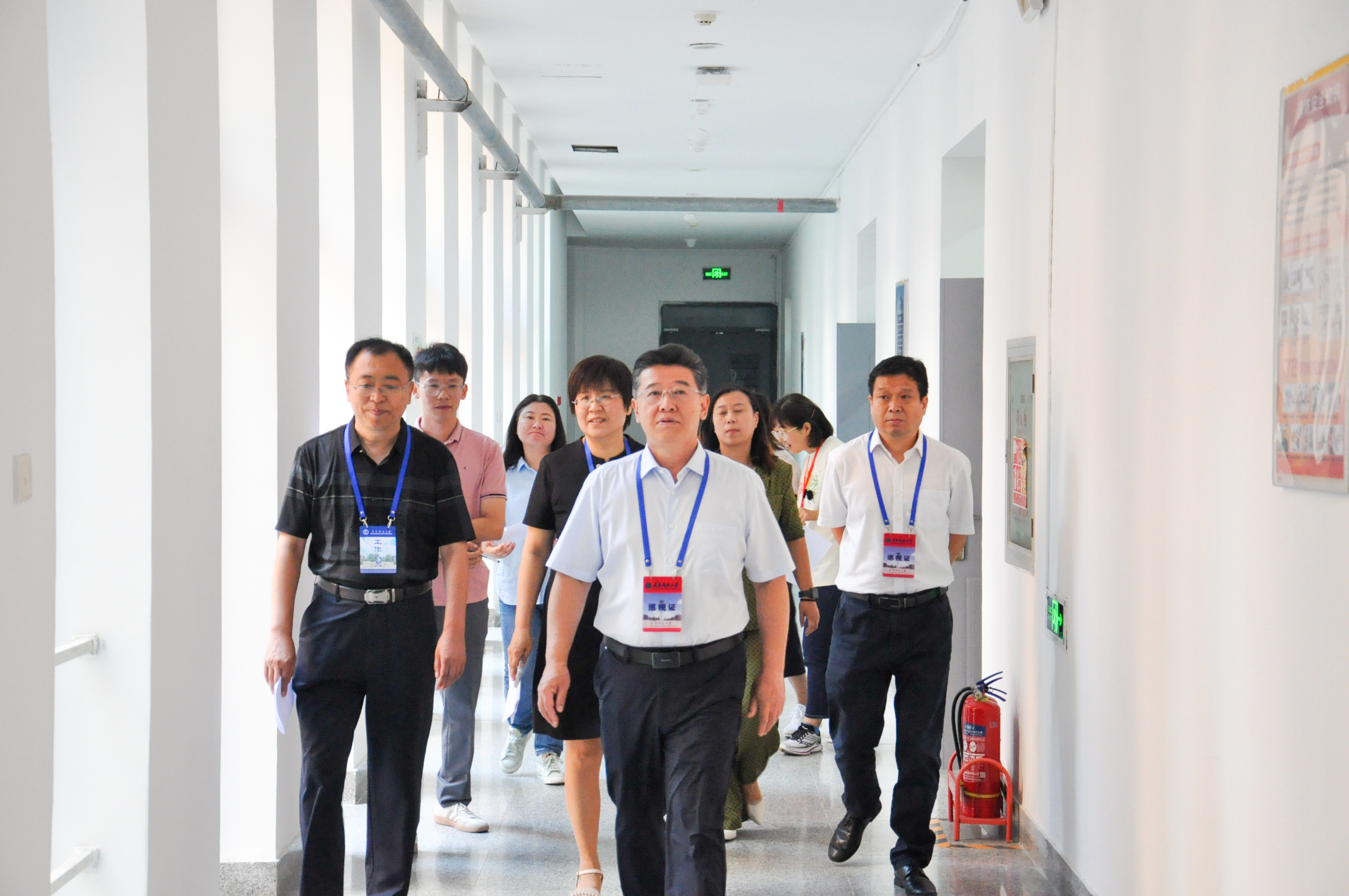 深入课堂 走进师生——校党委书记白海力带队开展新学期教学巡查工作