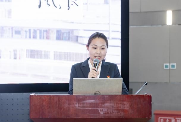d33395ff269a48459e6beca3000f521f.jpg