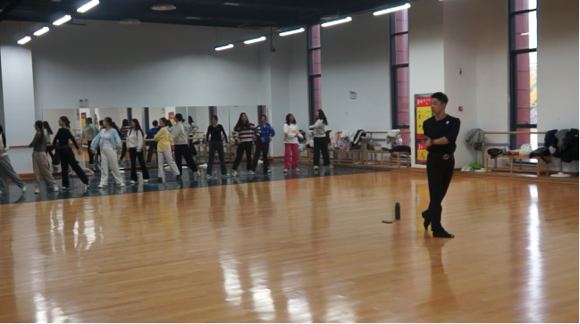 cfc0cf1487ab48419038010a5d7cc527.png 3.png