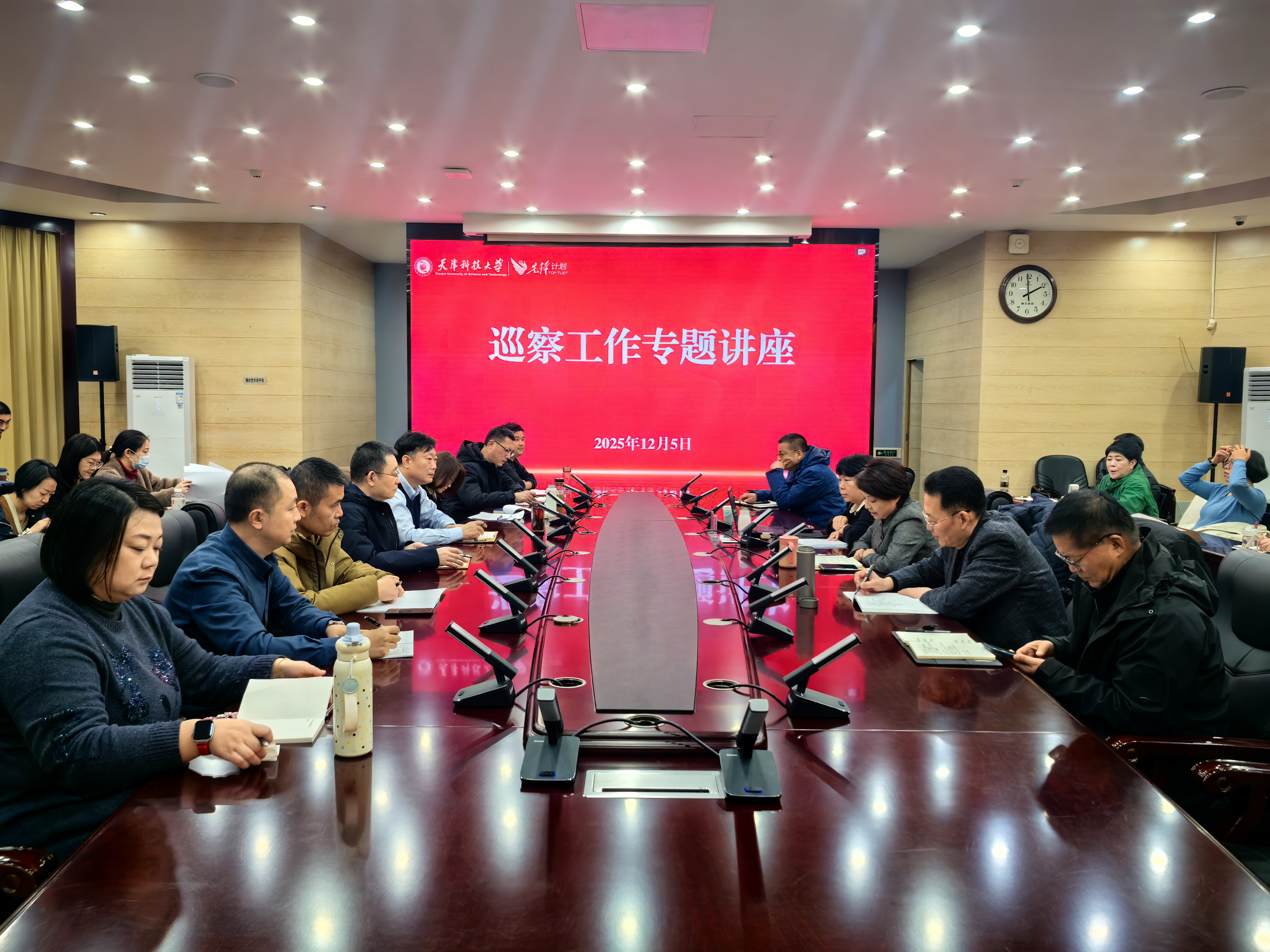 24729acd66da4d73b5777cc68aac4e33.jpg 24729acd66da4d73b5777cc68aac4e33.jpg