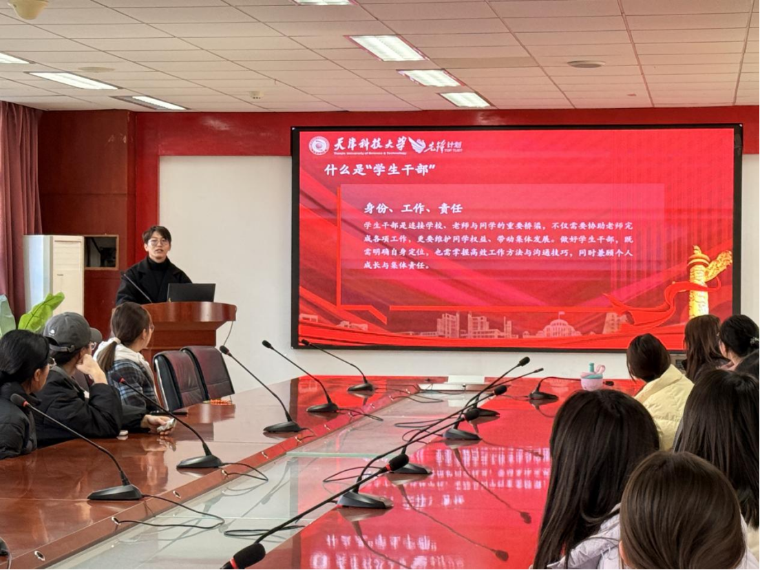 3251fab544704a588226b29e98d7c242.png 3251fab544704a588226b29e98d7c242.png