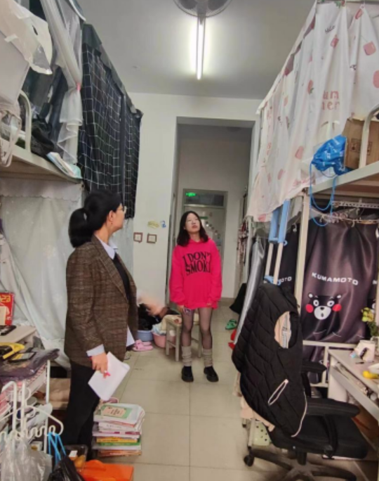 17f84fa476d5487d96923767bfdddac9.png 17f84fa476d5487d96923767bfdddac9.png