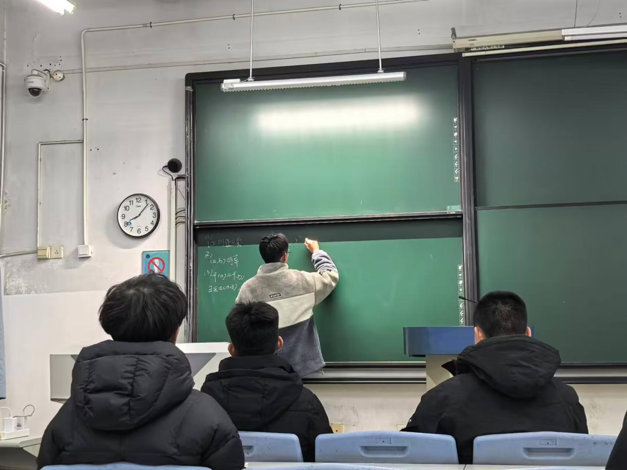 轻学堂刷课(轻学堂怎么快速刷学时)